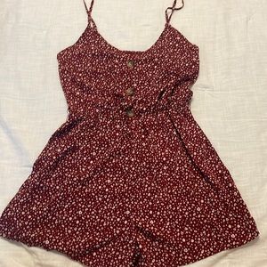 Cute  maroon romper great for summer/ early fall!